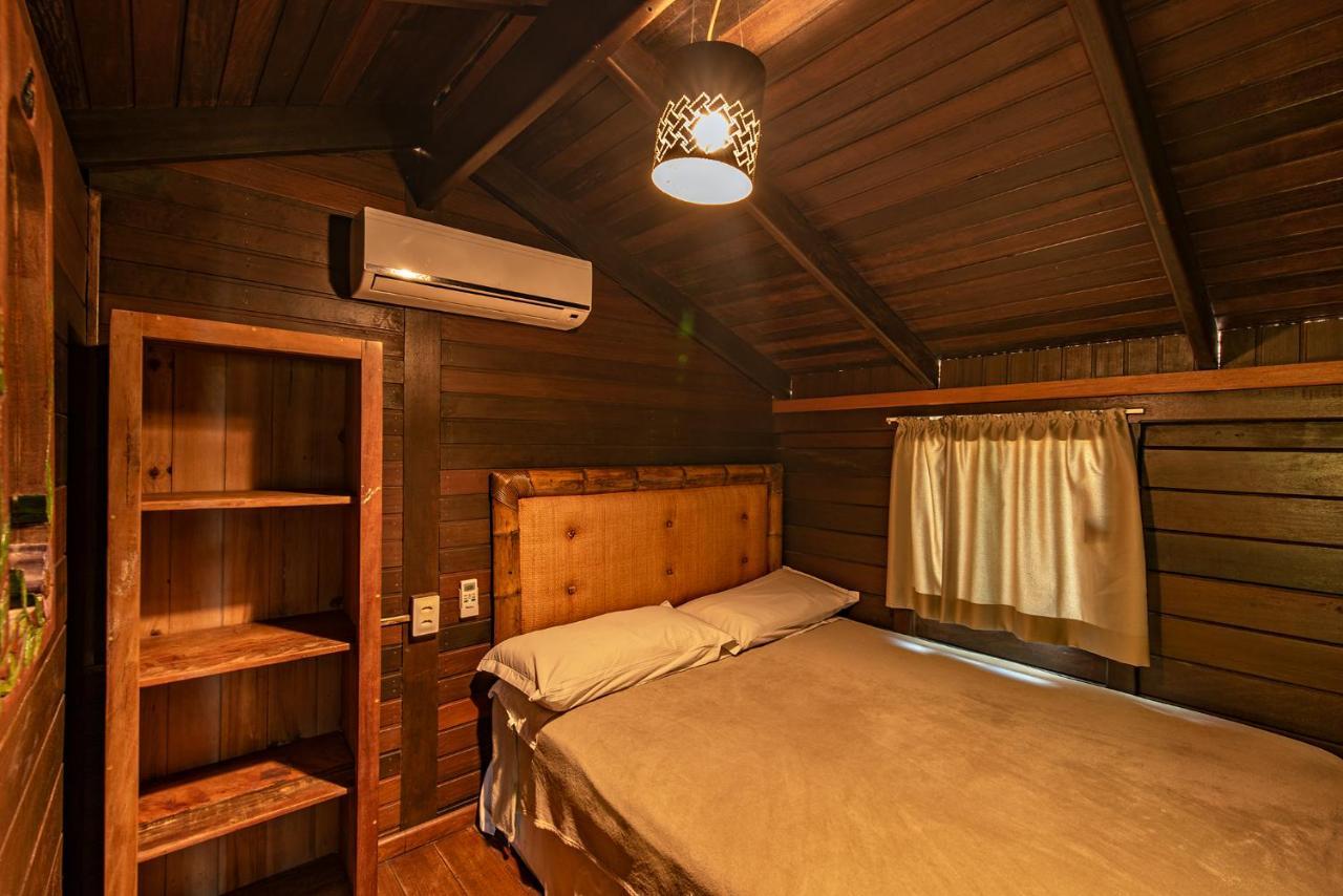 Grajagan Surf Resort Ilha do Mel Exterior foto