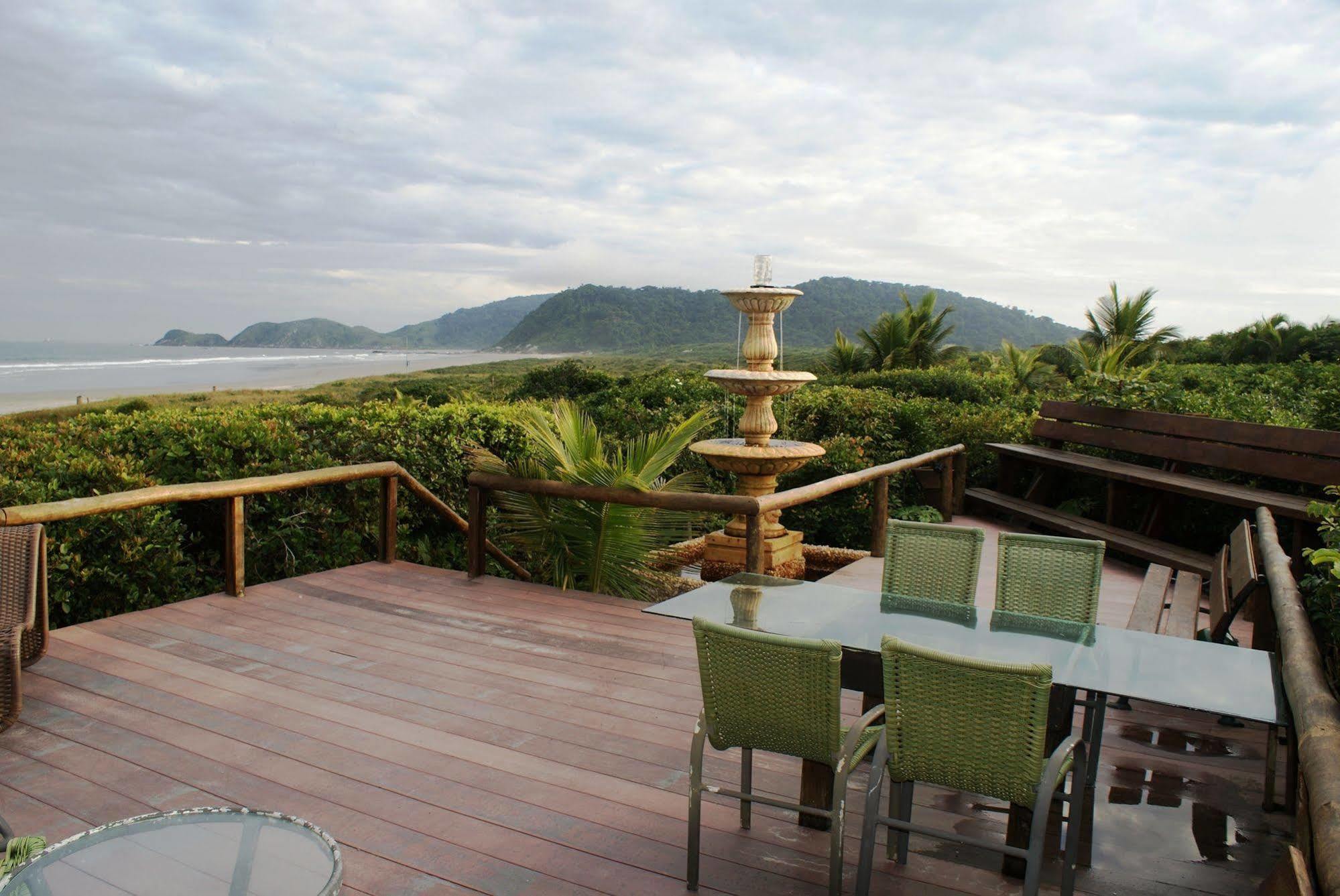 Grajagan Surf Resort Ilha do Mel Exterior foto
